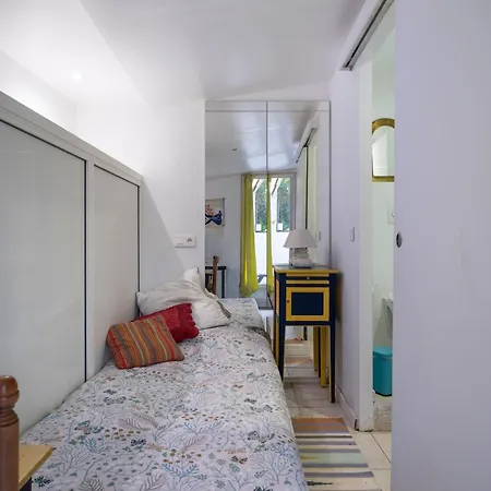 100 M De La Plage, Rez-de-jardin 公寓 *