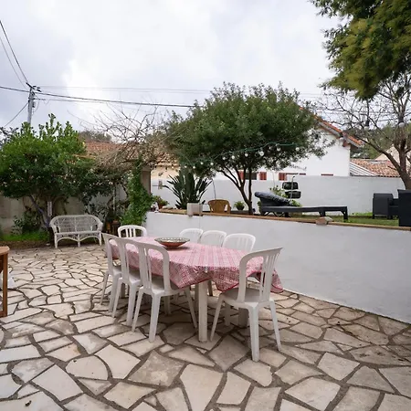 100 M De La Plage, Rez-de-jardin لا سين سور مير